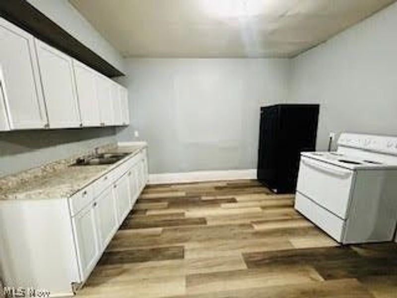 241 5th Street NW, Barberton, OH 44203 Photo 9