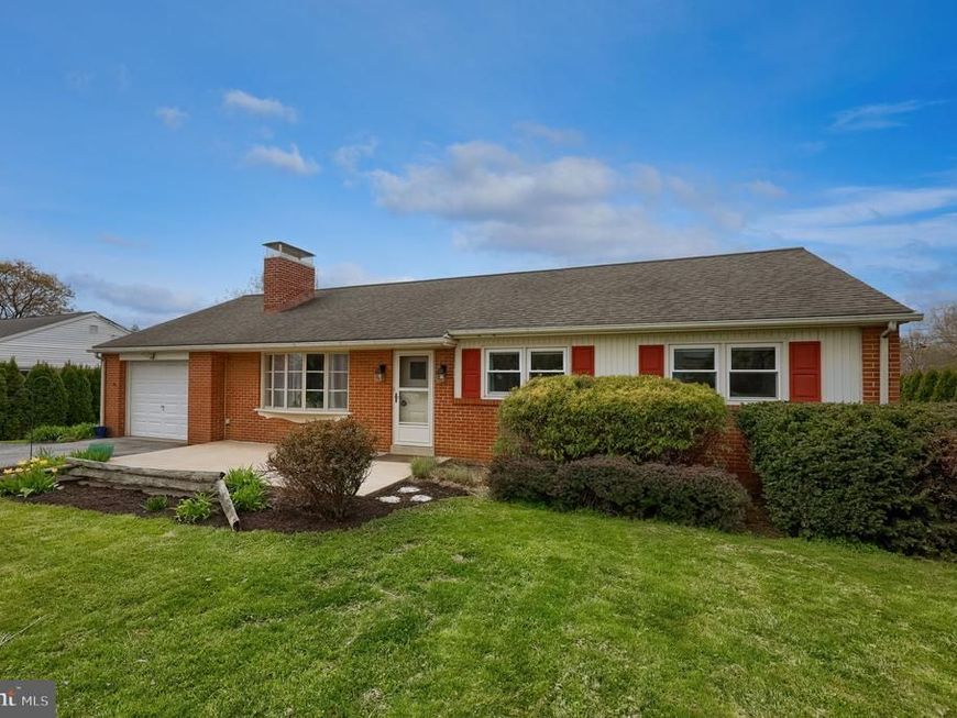 68 Linda Avenue, Lancaster, PA 17602 Main Photo