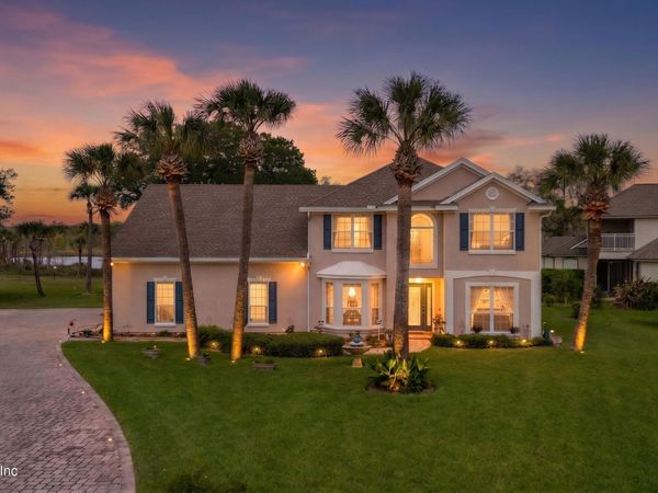 4751 UNIVERSITY Boulevard N, Jacksonville, FL 32277