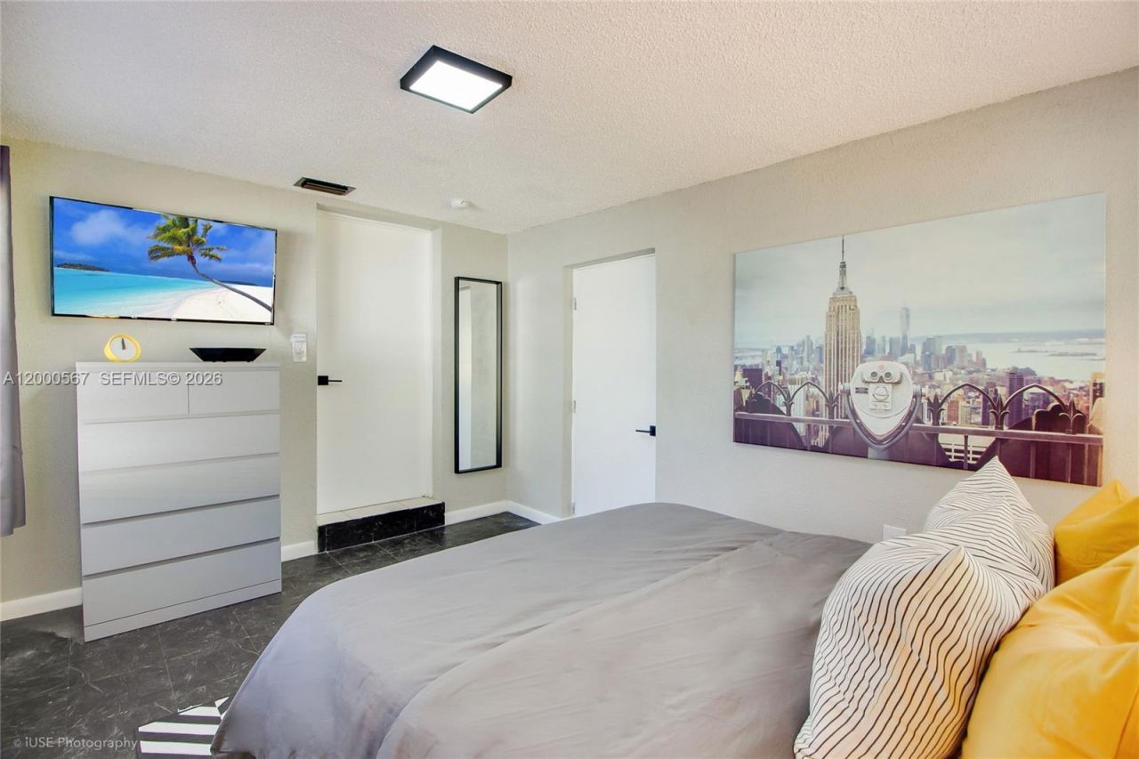 755 NW 43rd St, Unit ., Miami, FL 33127 Photo