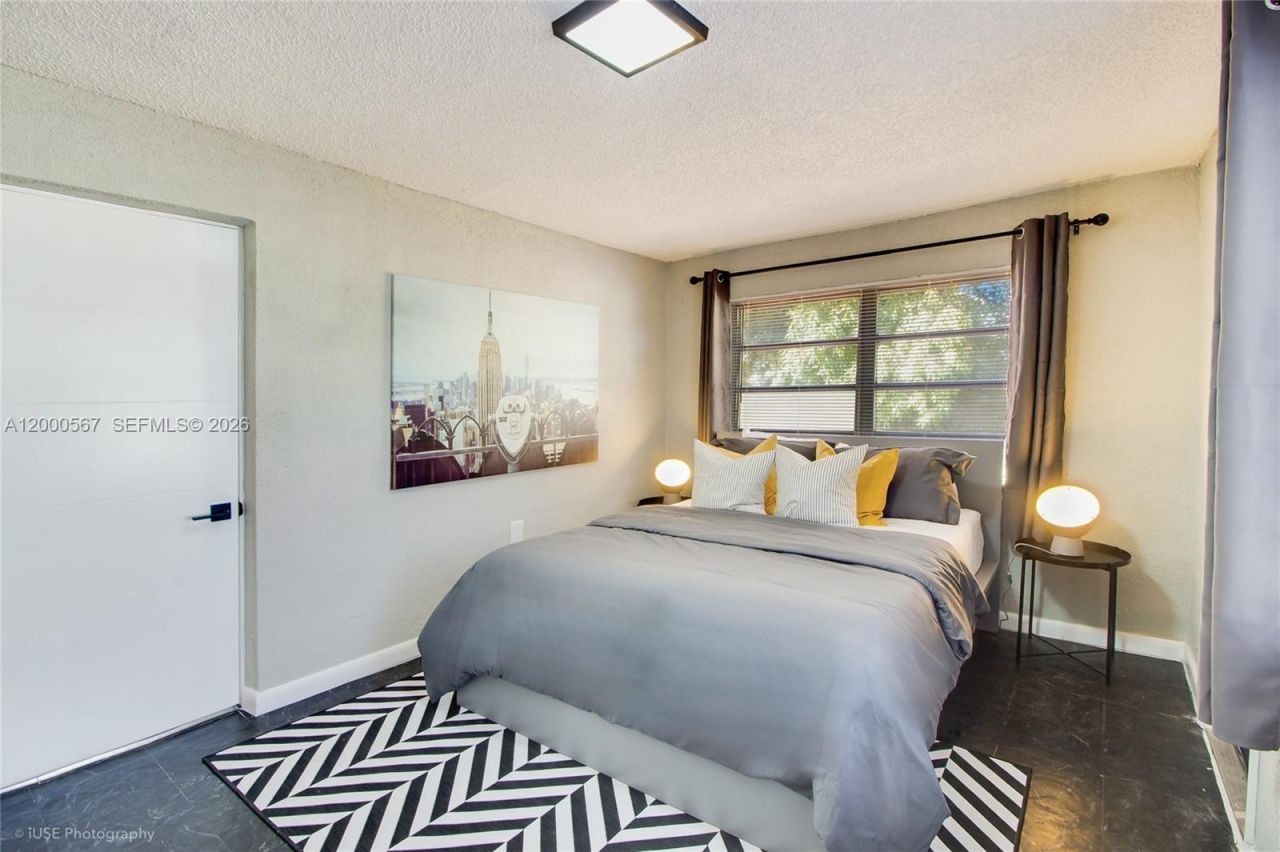 755 NW 43rd St, Unit ., Miami, FL 33127 Photo