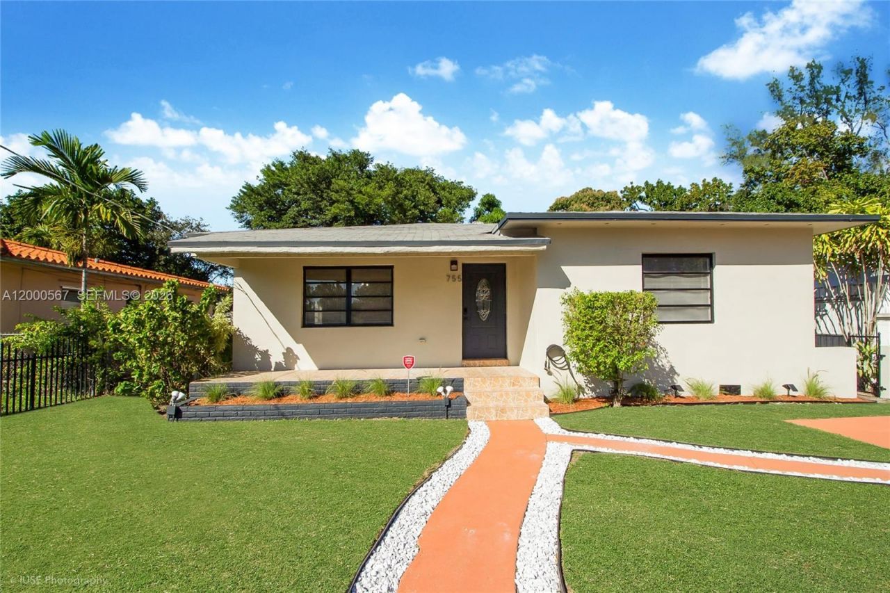 755 NW 43rd St, Unit ., Miami, FL 33127 Photo