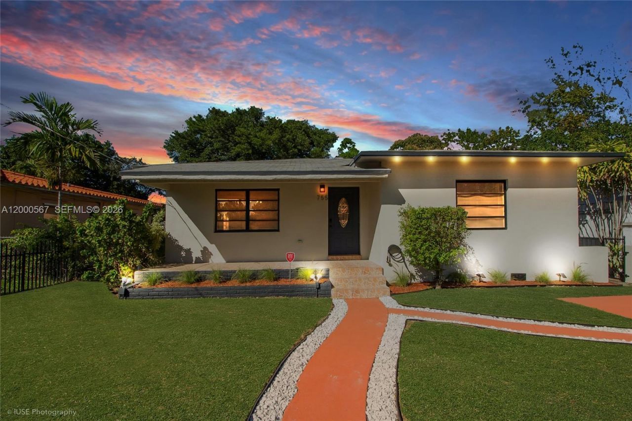 755 NW 43rd St, Unit ., Miami, FL 33127 Photo