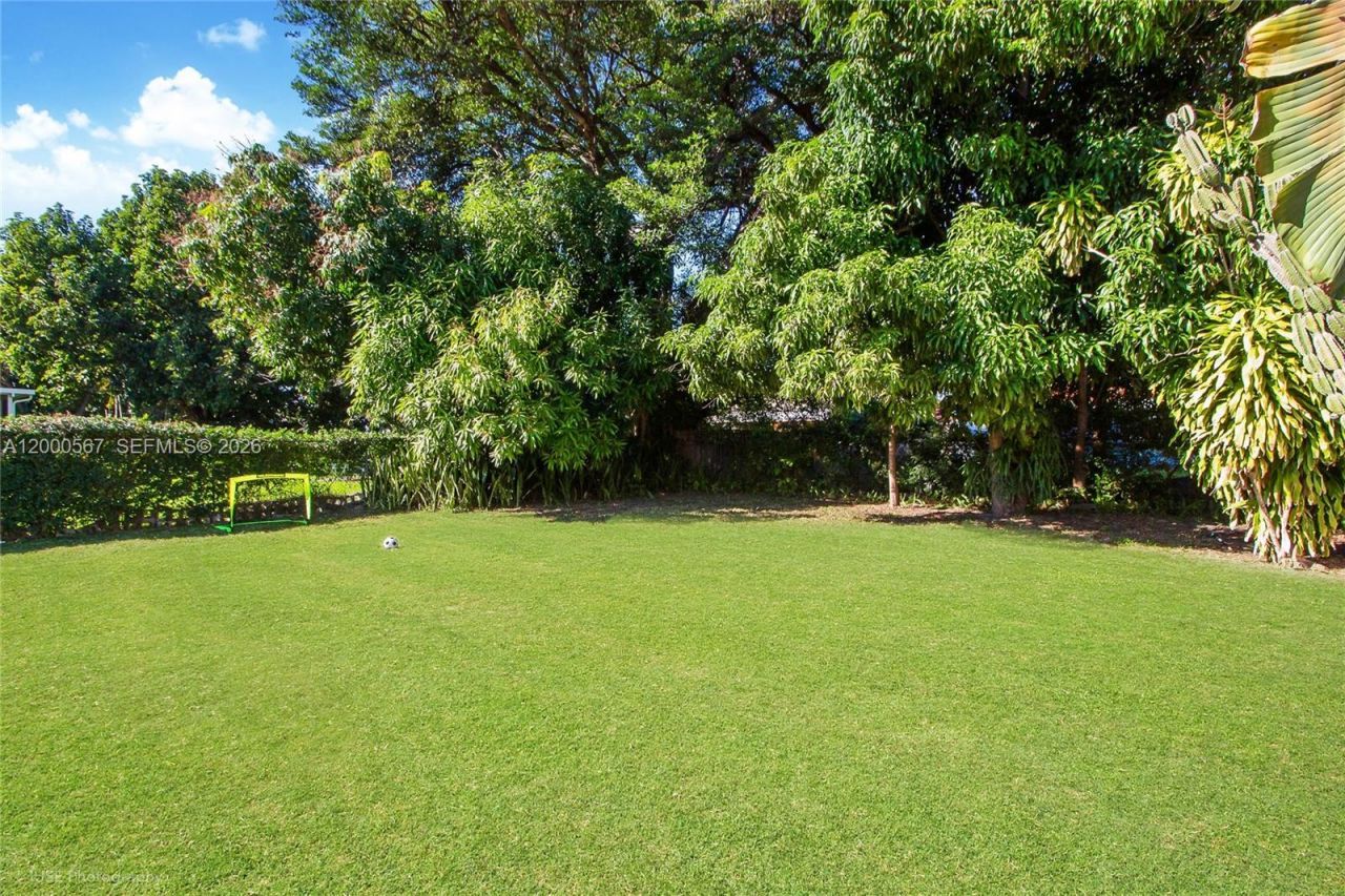 755 NW 43rd St, Unit ., Miami, FL 33127 Photo