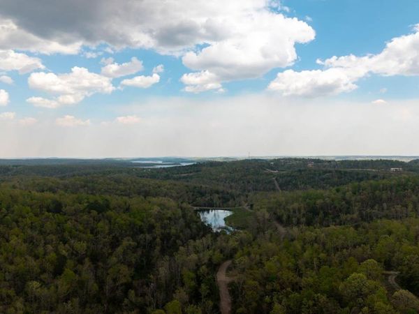 000 Fife Lane , Mountain Home, AR 72653