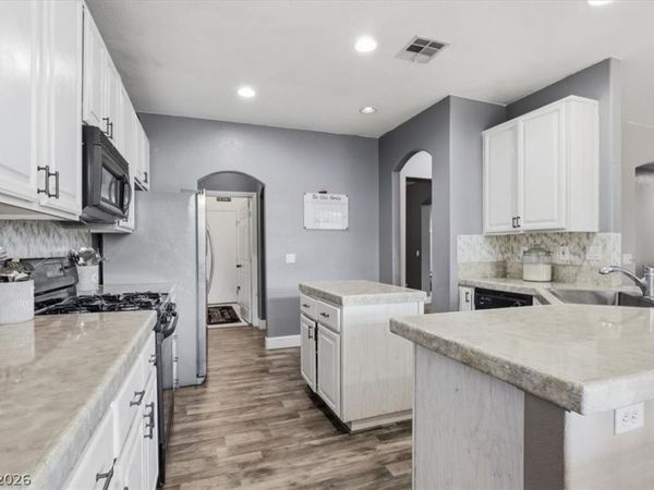 8641 Vivid Violet Avenue, Las Vegas, NV 89143