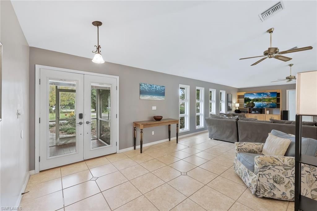 10370 Main Dr, Bonita Springs, FL 34135 Photo