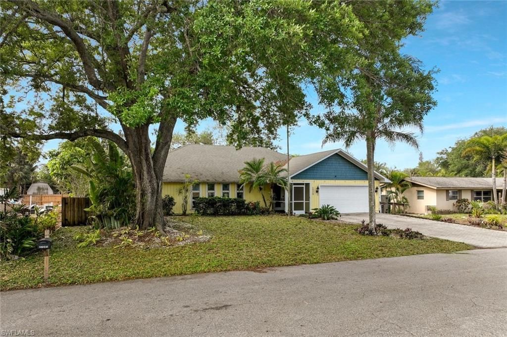 10370 Main Dr, Bonita Springs, FL 34135 Photo