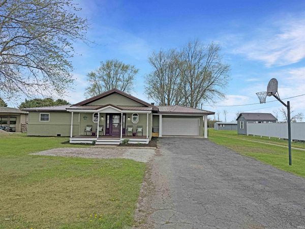 602 E Pike Street, Kirklin, IN 46050