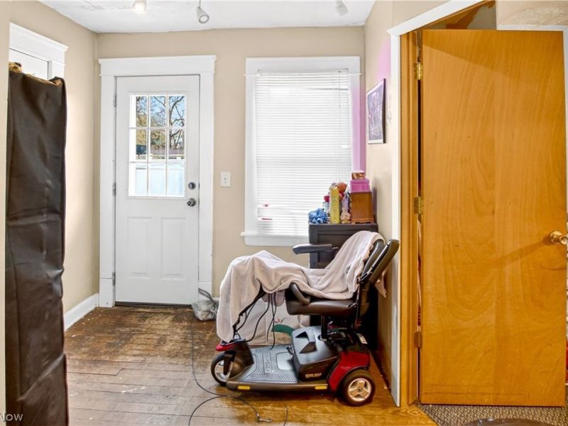 26 E Grace Street, Bedford, OH 44146 Photo 10