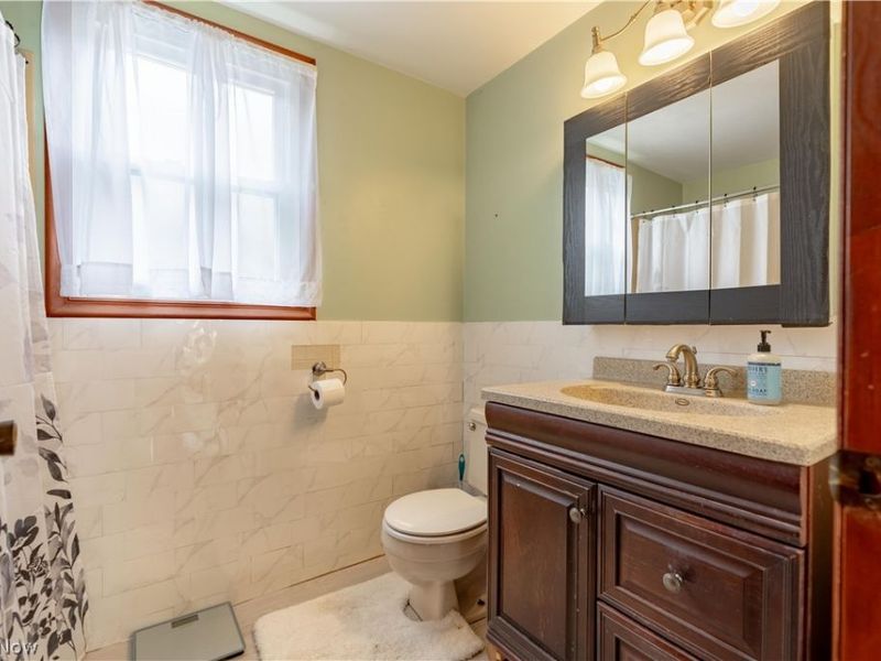 350 Lindy Lane Avenue NW, North Canton, OH 44720 Photo 17