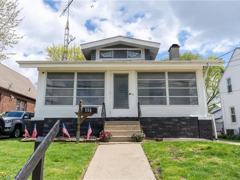 350 Lindy Lane Avenue NW, North Canton, OH 44720 Photo 2