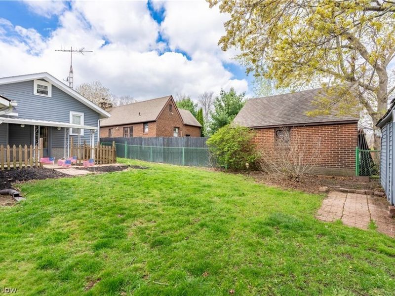 350 Lindy Lane Avenue NW, North Canton, OH 44720 Photo 36