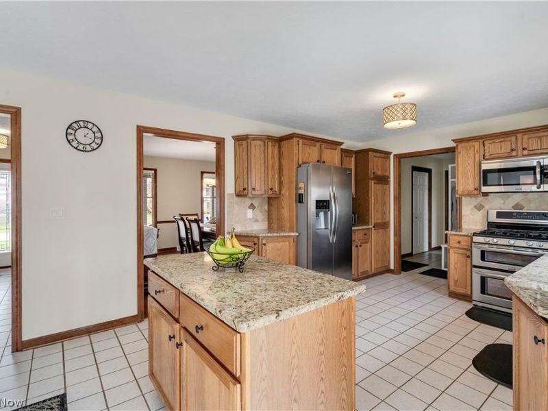 6408 Tara Drive, Poland, OH 44514 Photo 13