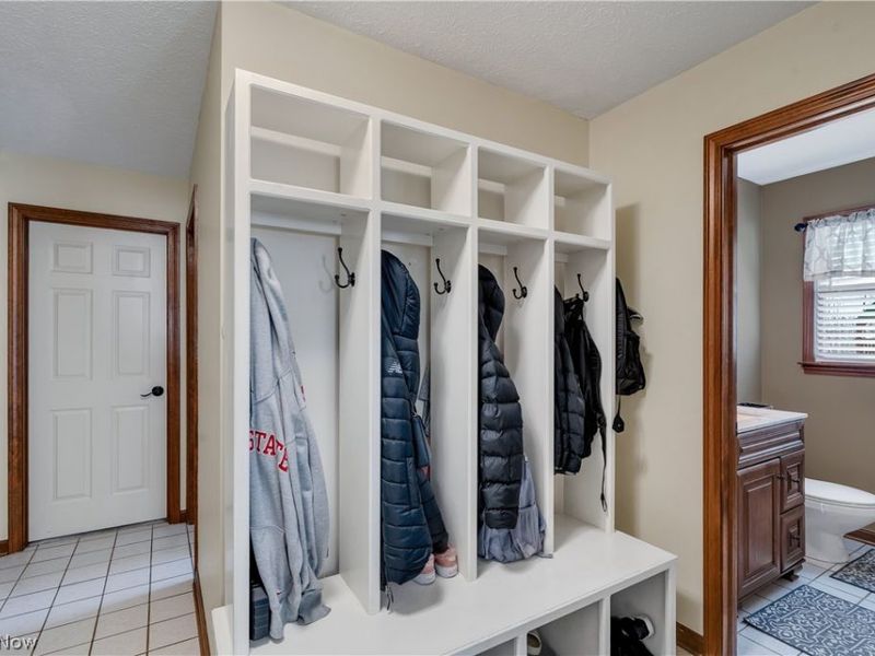 6408 Tara Drive, Poland, OH 44514 Photo 21