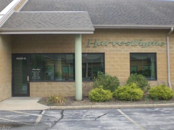 10143 Royalton Road , Unit G, North Royalton, OH 44133