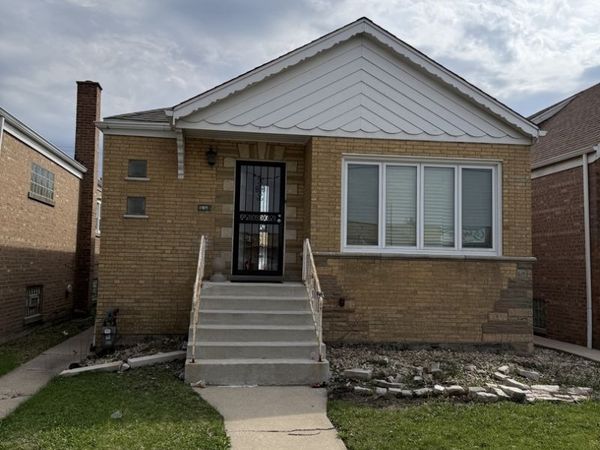 3909 W 71st Street , Chicago, IL 60629