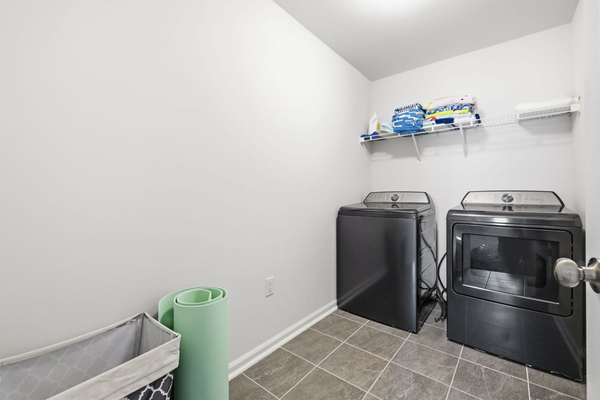 424 Black Cherry Way Photo 34