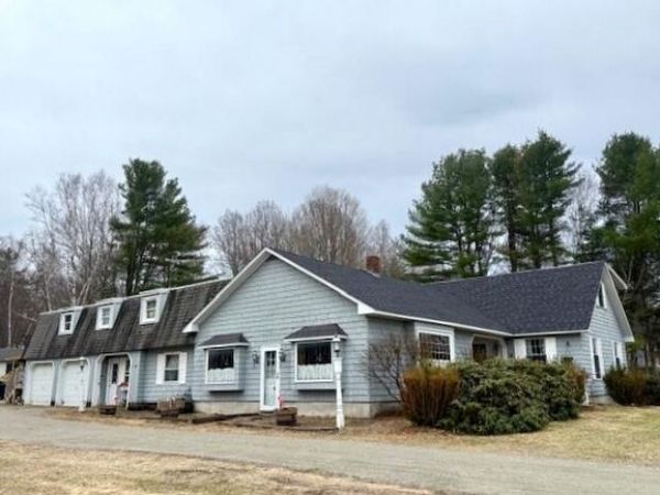 14 Lakeshore Drive , Belgrade, ME 04917