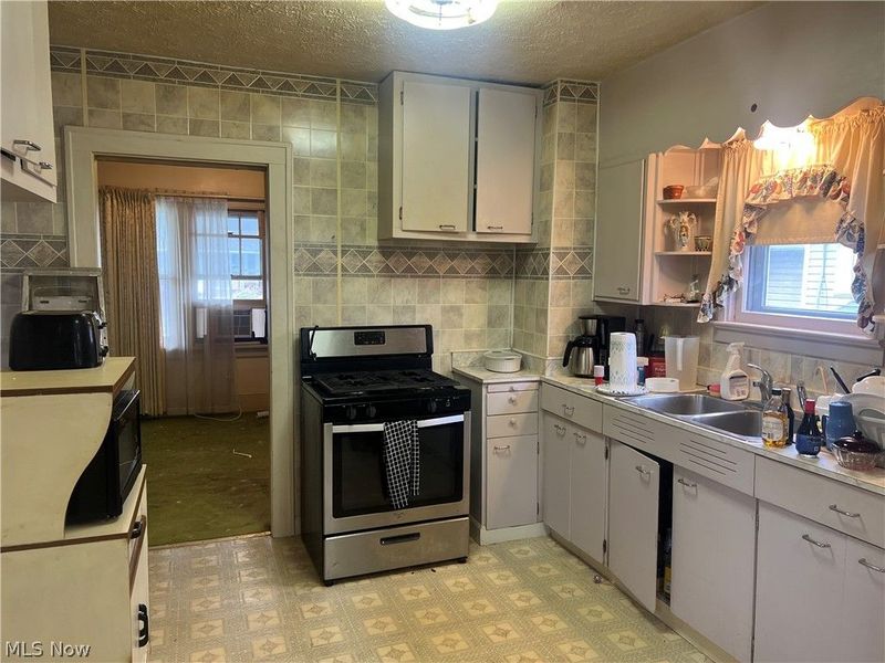 1365 Prospect Street, Barberton, OH 44203 Photo 13