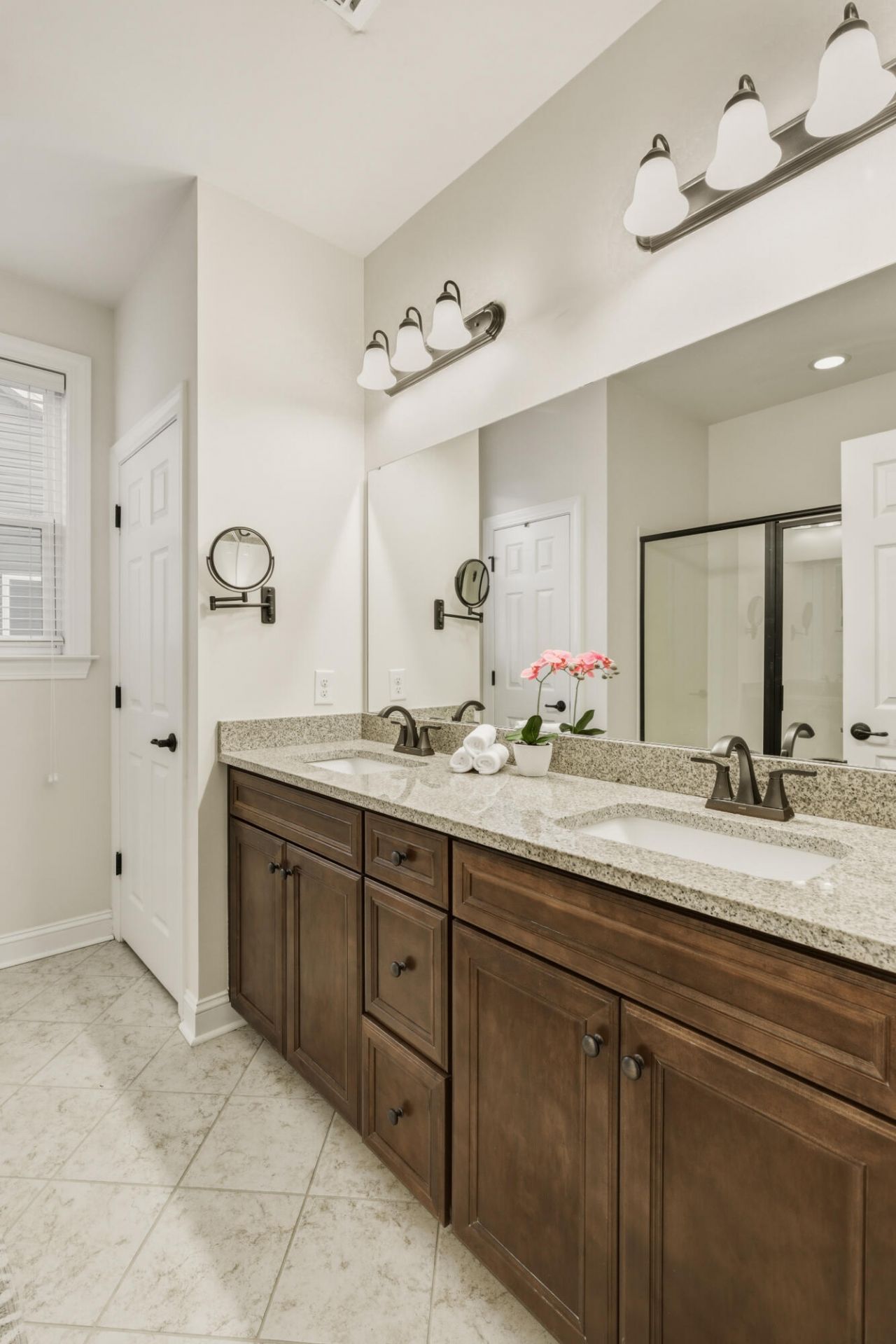 1611 Roustabout Way Photo 29