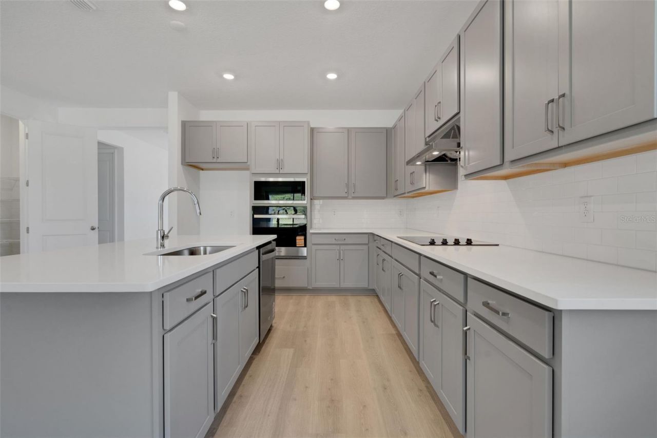 736 Sunshower Drive, Lady Lake, FL 32159 Photo