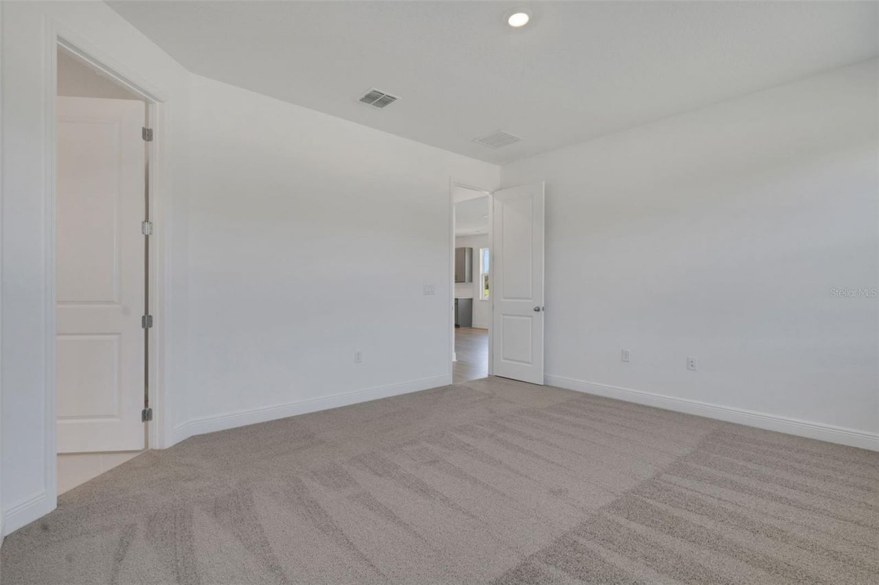 736 Sunshower Drive, Lady Lake, FL 32159 Photo