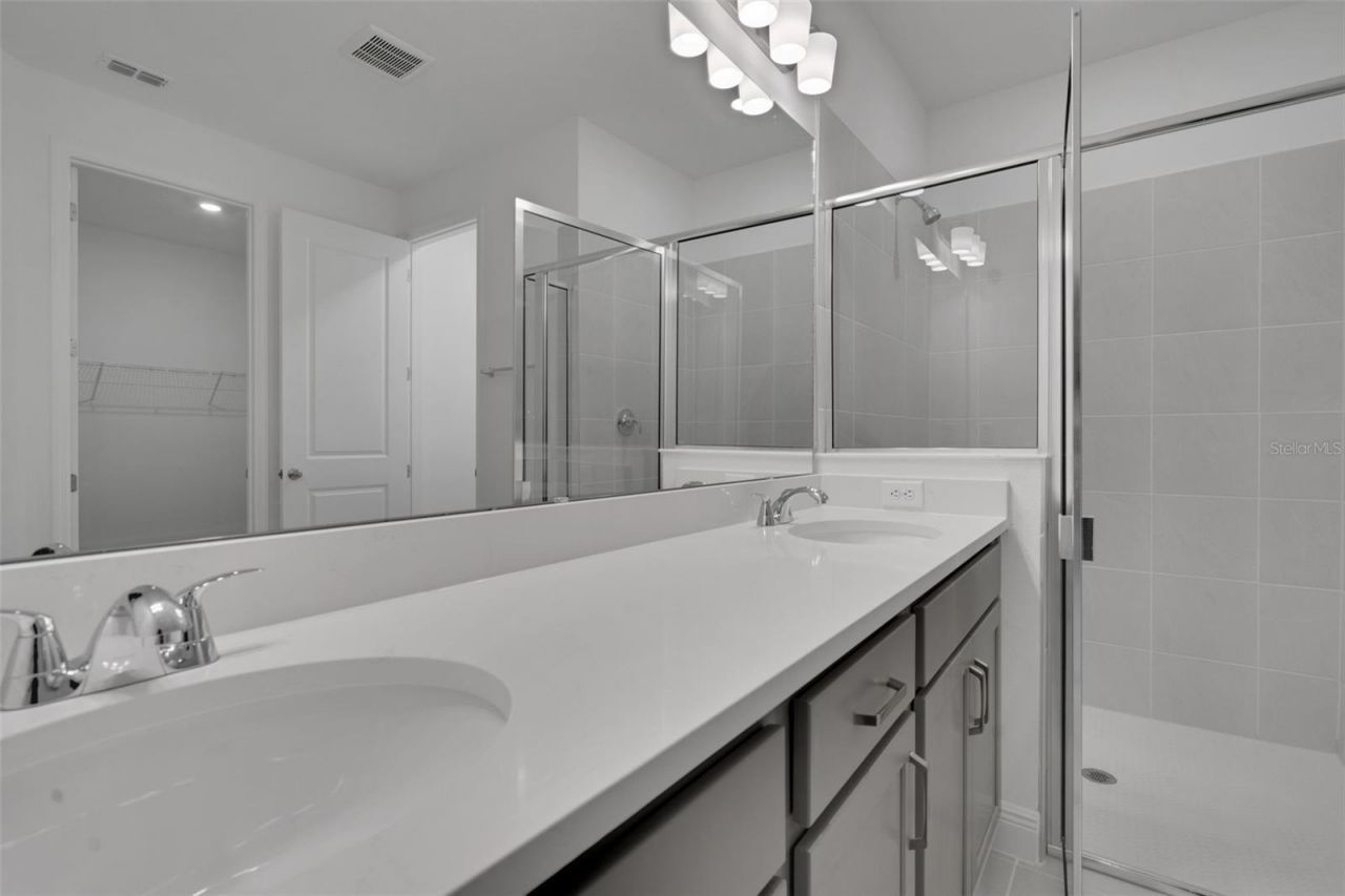 736 Sunshower Drive, Lady Lake, FL 32159 Photo