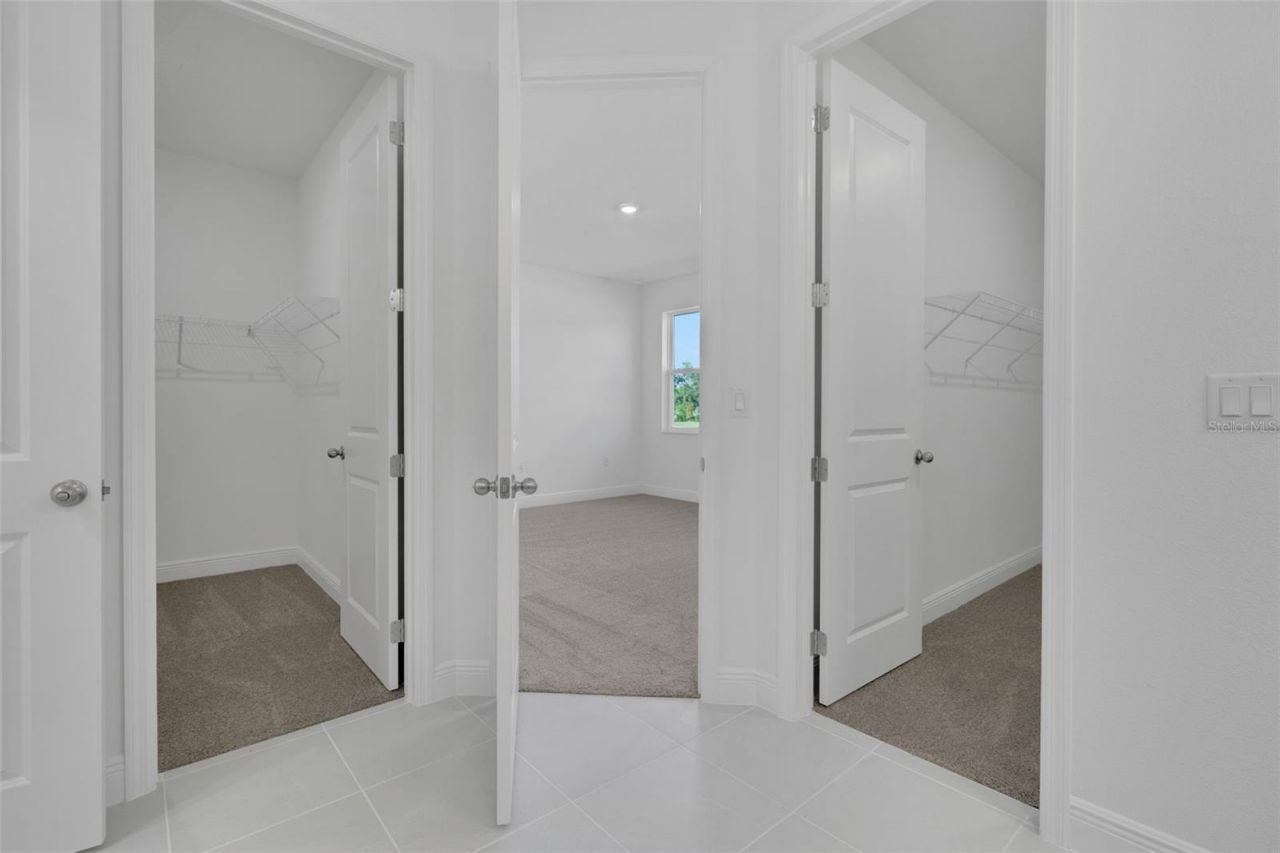 736 Sunshower Drive, Lady Lake, FL 32159 Photo