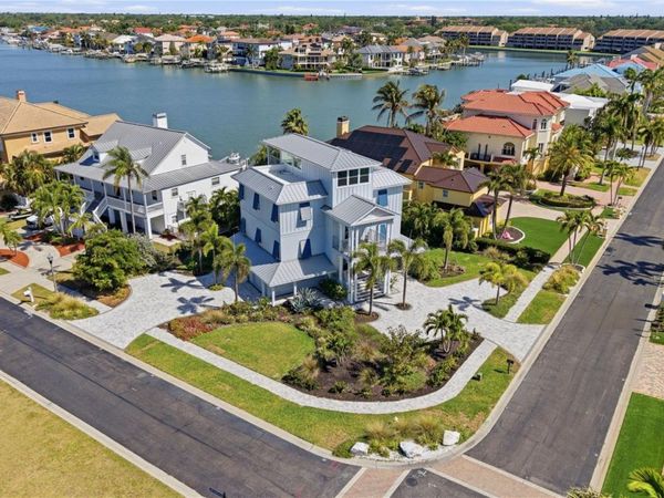 2813 KIPPS COLONY DRIVE S, GULFPORT, FL 33707