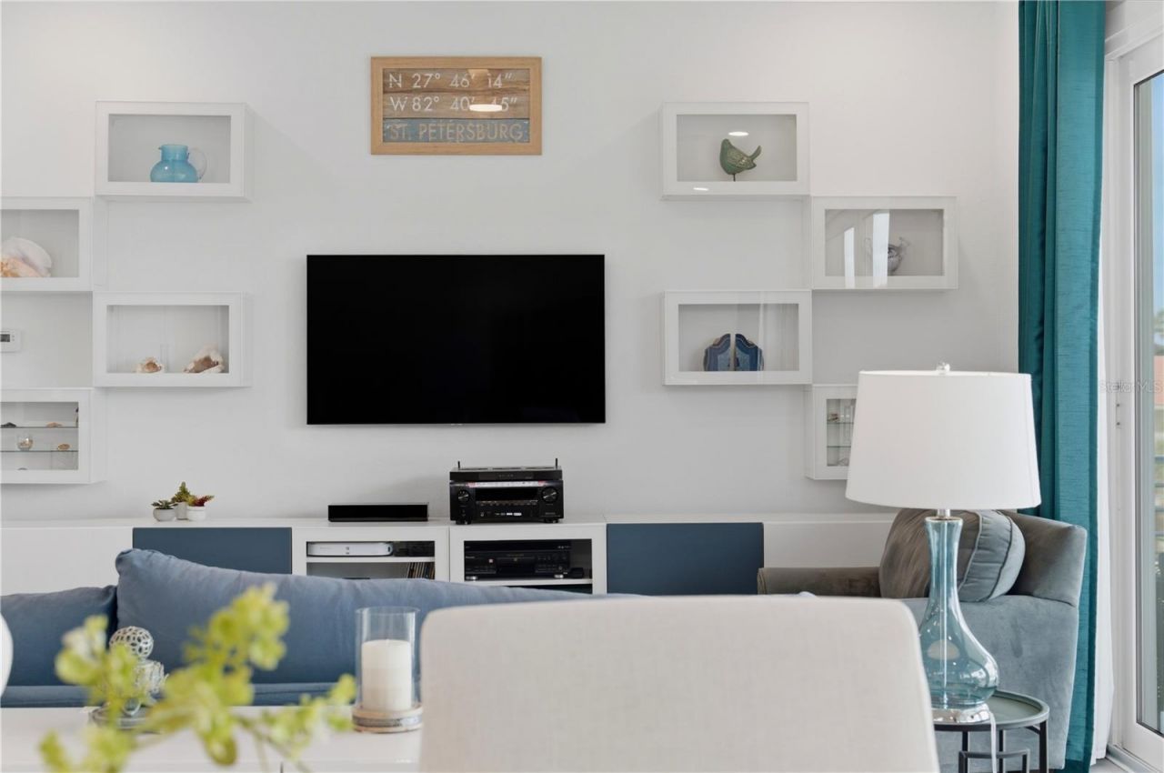 2813 Kipps Colony Drive S, Gulfport, FL 33707 Photo