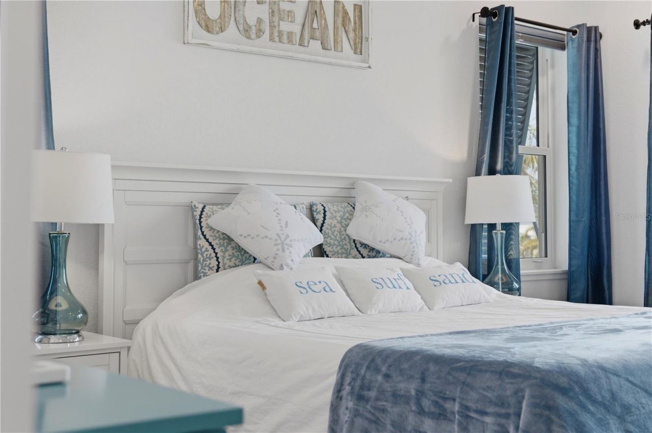 2813 Kipps Colony Drive S, Gulfport, FL 33707 Photo