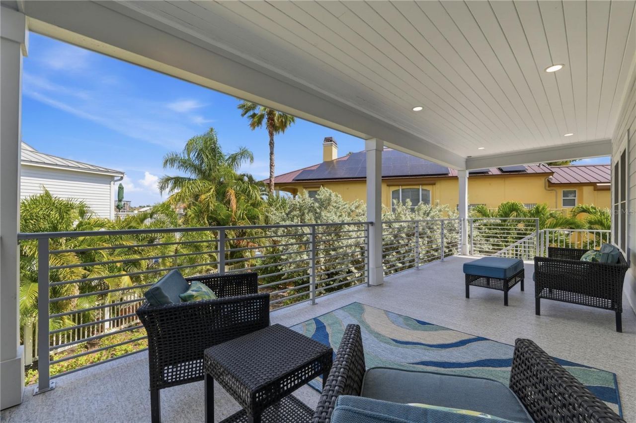 2813 Kipps Colony Drive S, Gulfport, FL 33707 Photo