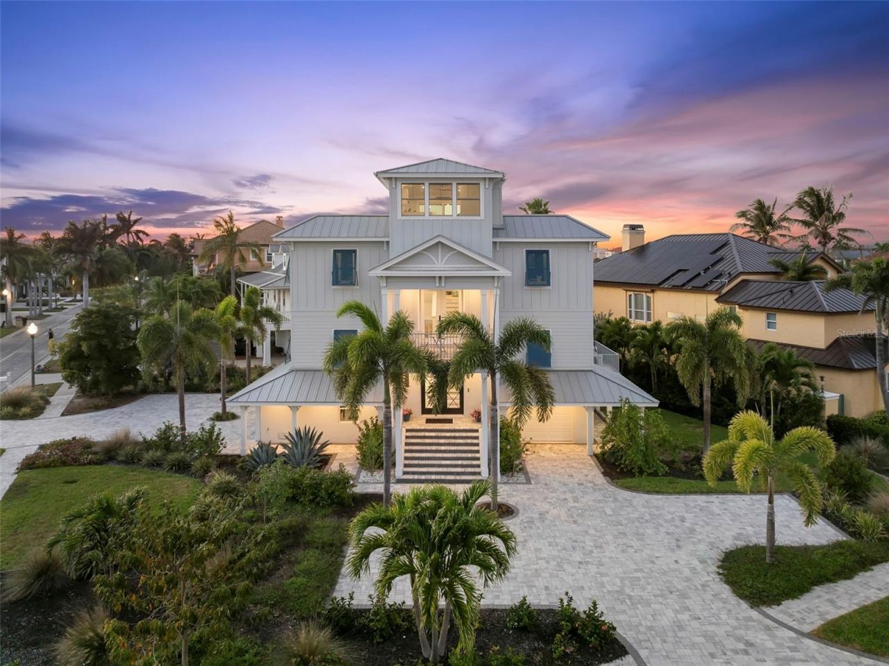 2813 Kipps Colony Drive S, Gulfport, FL 33707 Photo