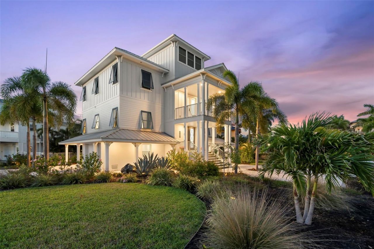 2813 Kipps Colony Drive S, Gulfport, FL 33707 Photo