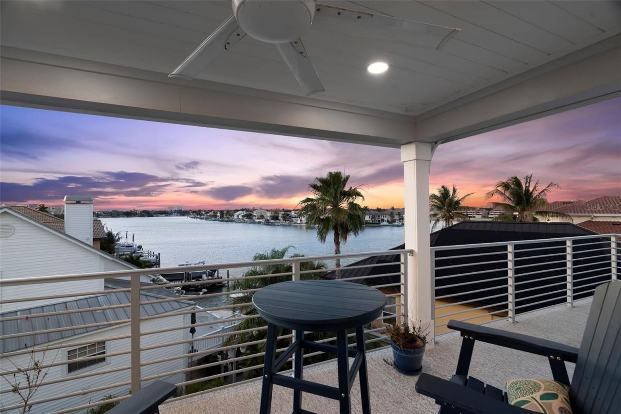 2813 Kipps Colony Drive S, Gulfport, FL 33707 Photo