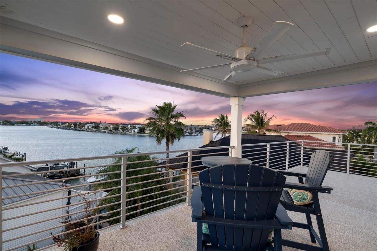 2813 Kipps Colony Drive S, Gulfport, FL 33707 Photo