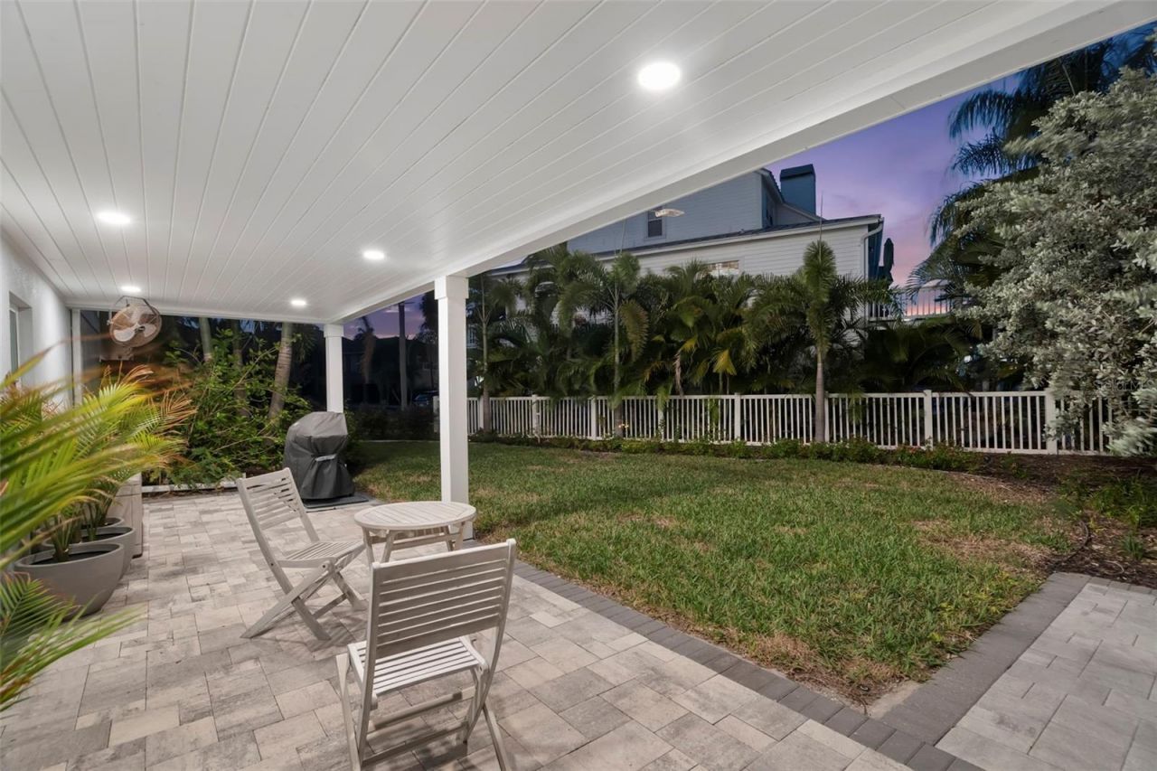 2813 Kipps Colony Drive S, Gulfport, FL 33707 Photo