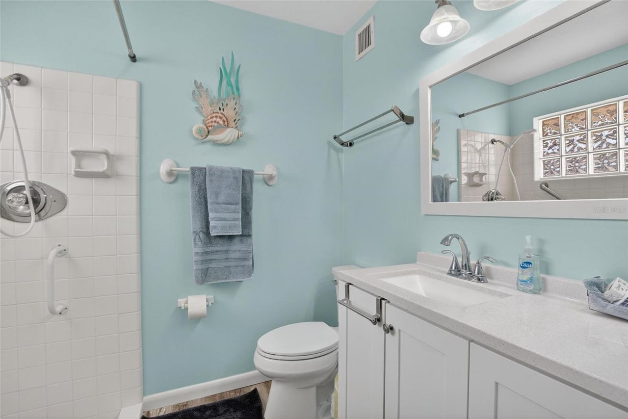 809 Oakmont Avenue , Sun City Center, FL 33573 Photo