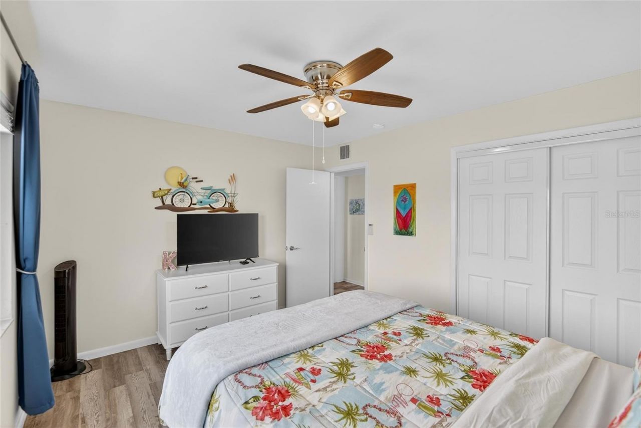 809 Oakmont Avenue , Sun City Center, FL 33573 Photo