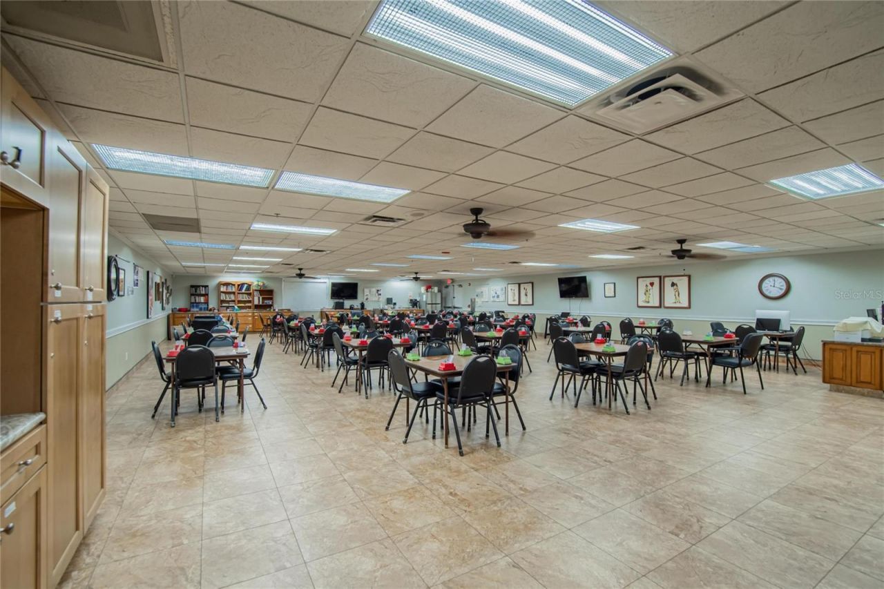 809 Oakmont Avenue , Sun City Center, FL 33573 Photo