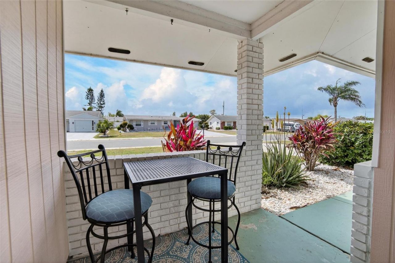 809 Oakmont Avenue , Sun City Center, FL 33573 Photo