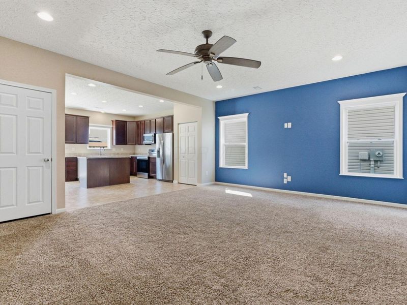 4328 Coble Glen Lane, Canal Winchester, OH 43110 Photo 6