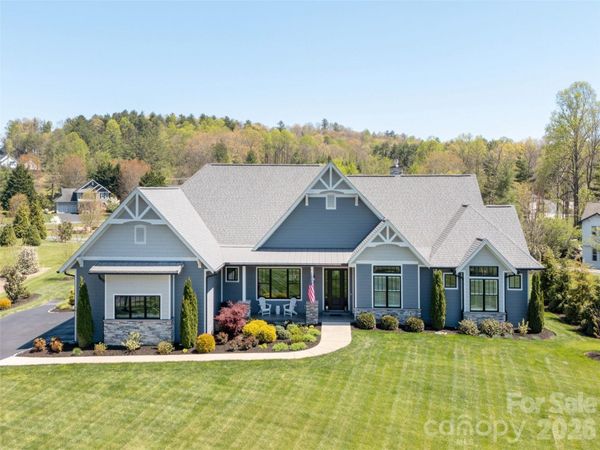 90 Drummond Circle , Hendersonville, NC 28791