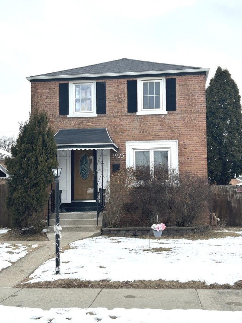 3925 Adams Street , Bellwood, IL 60104