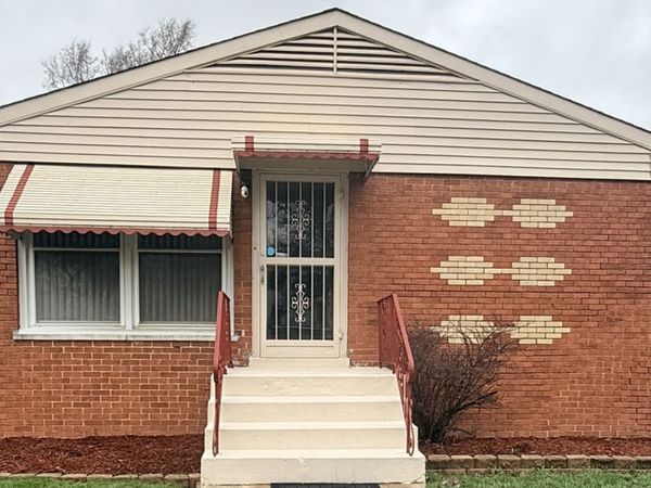 117 W 158th Place , Harvey, IL 60426