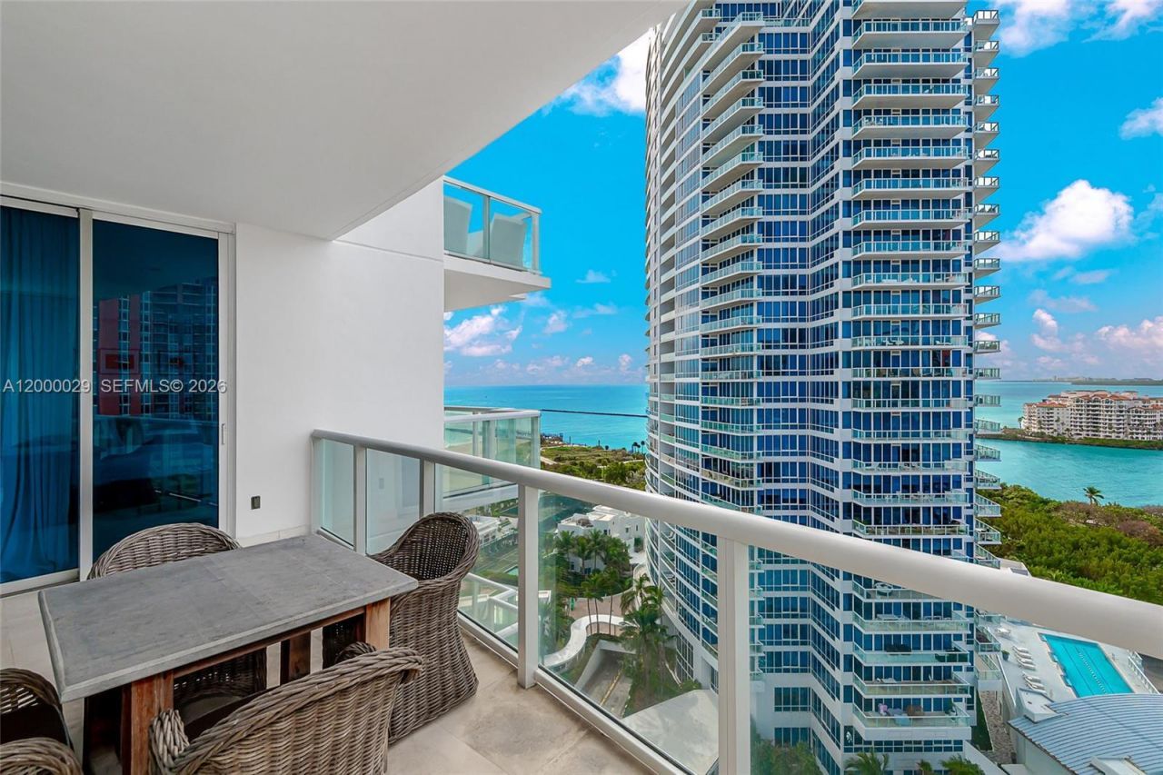 50 S Pointe Dr, Unit 1804, Miami Beach, FL 33139 Photo