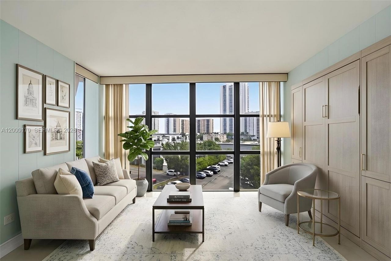 800 Parkview Dr, Unit 506, Hallandale Beach, FL 33009 Photo