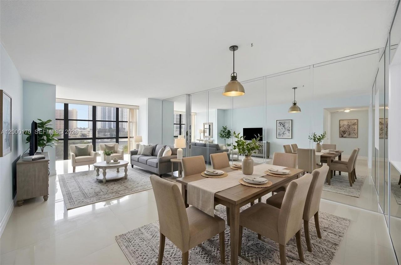 800 Parkview Dr, Unit 506, Hallandale Beach, FL 33009 Photo