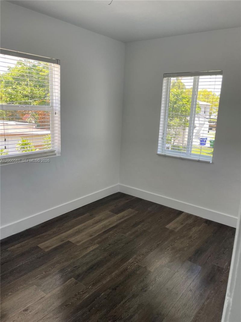 2350 SW 26th Ln, Miami, FL 33133 Photo